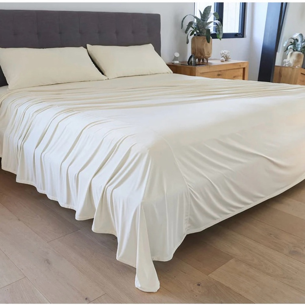 SHEEX performance sheet set. Split King including Sleep Number mattress pads.